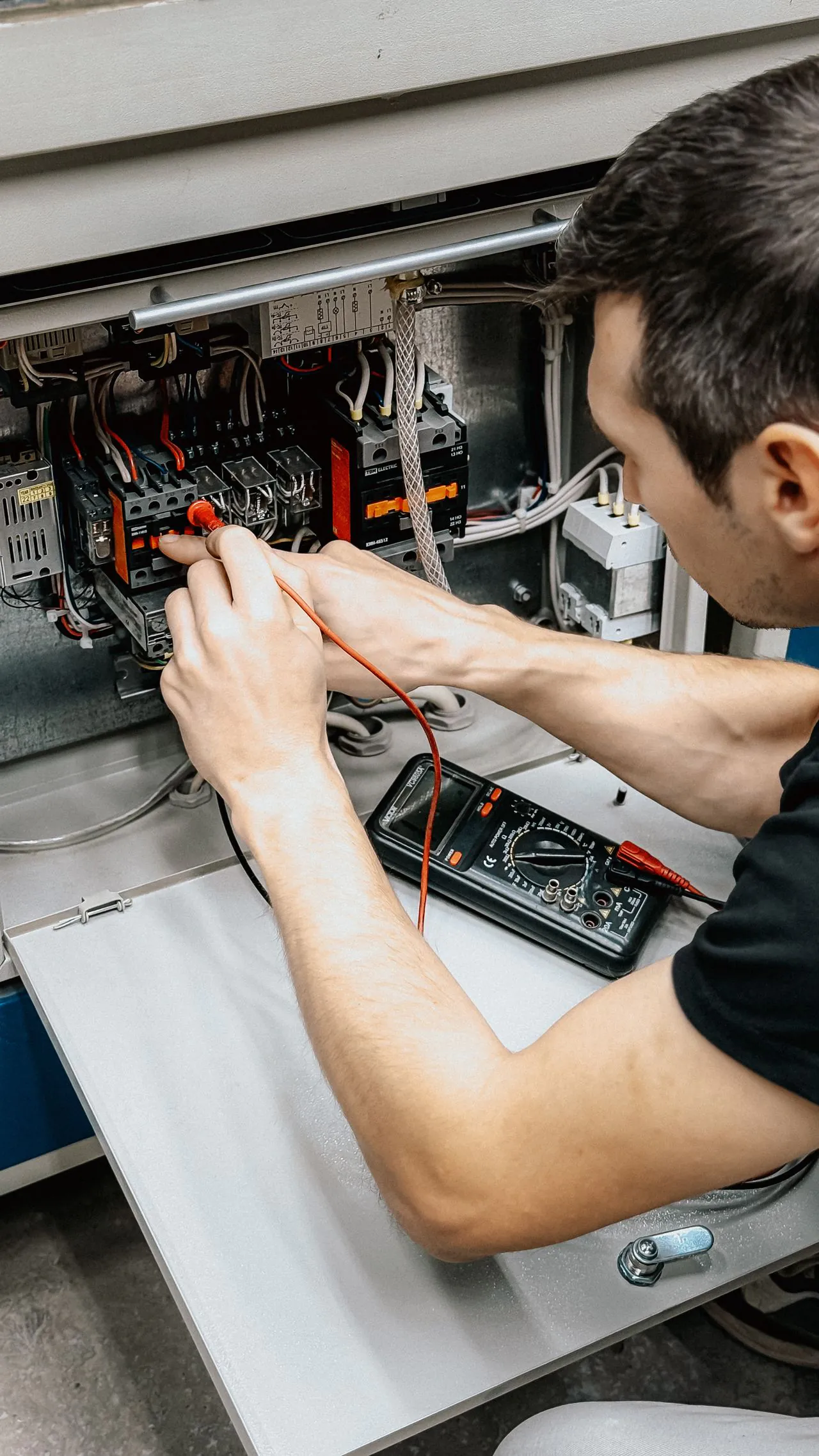 Best Google Ads Agencies for Electrical Contractors in 2026 (Ranked and Reviewed)
