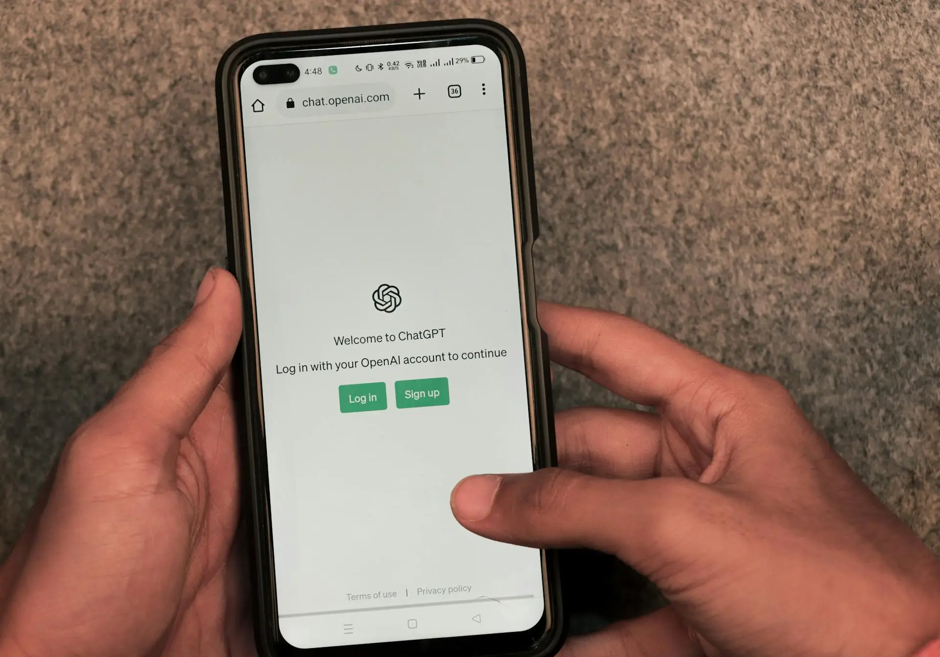 ChatGPT Traffic Falls, But Clarity Wins in AI Search